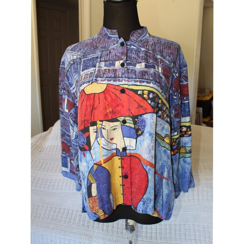 Chicos 100% silk button down shirt Size 1 Vibrant Asian Print Geisha Long Sleeve
